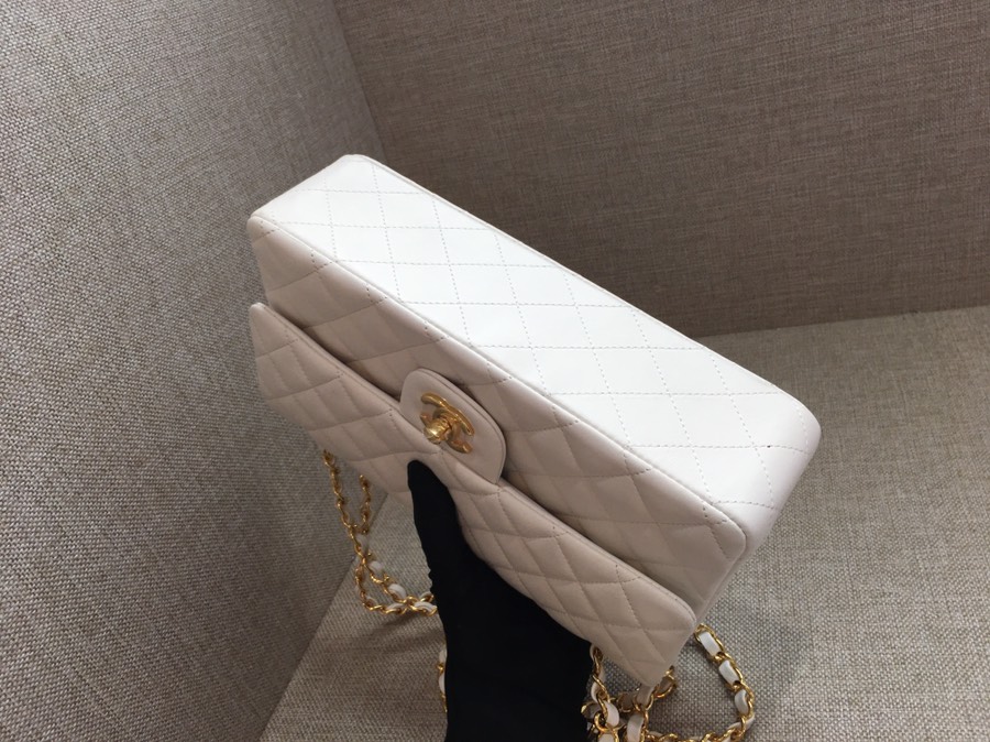 Medium Classic Flap Lambskin Bag AO1112 White/Gold